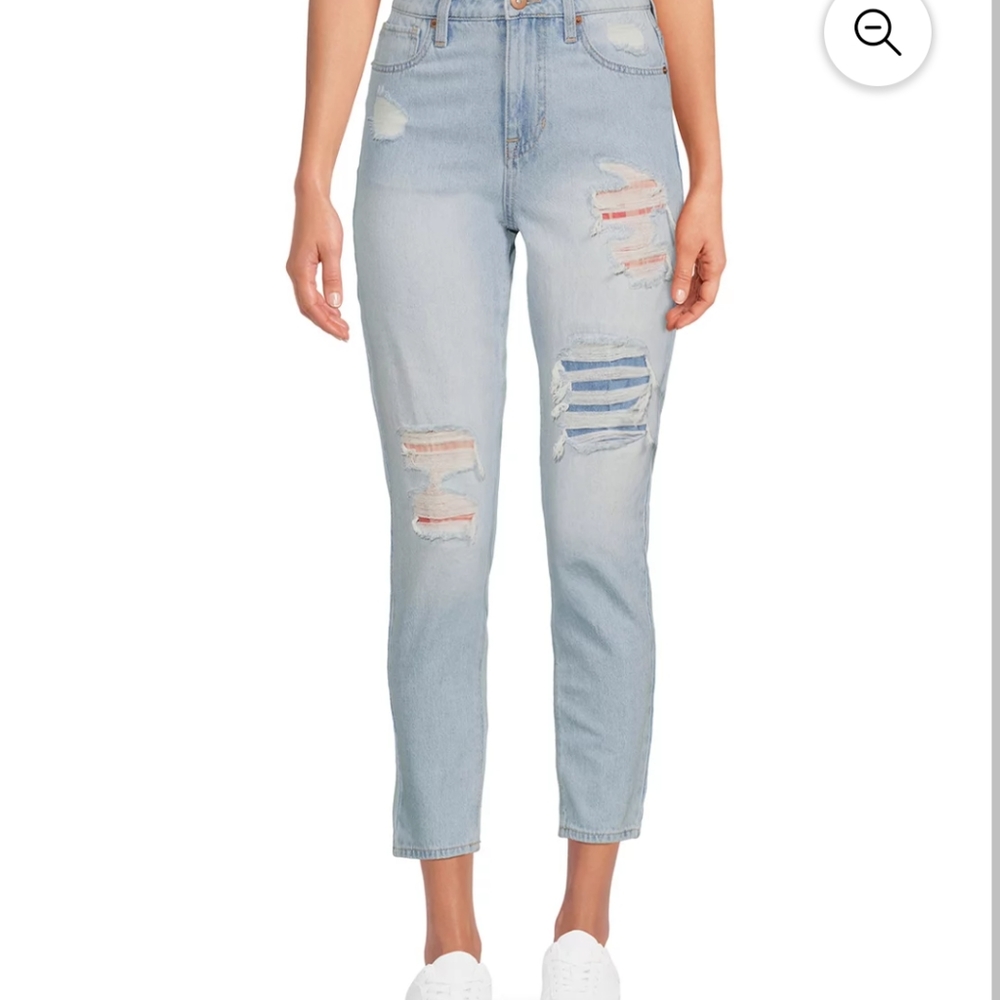 No Boundaries Juniors' Super High Rise Mom Jeans